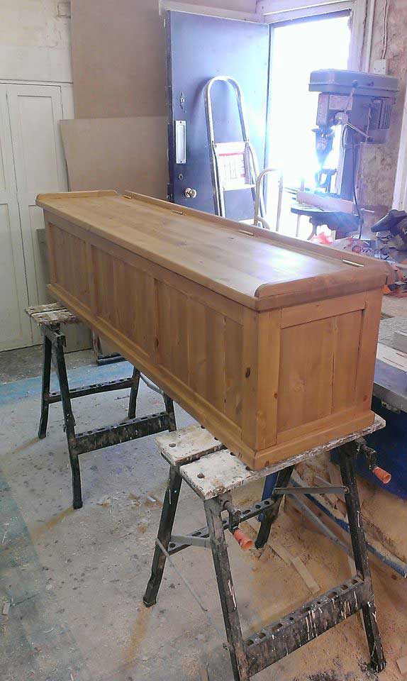 bespoke box chest pine waxed Sellinge